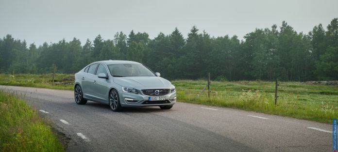 2014 Volvo S60 - фотография 15 из 53