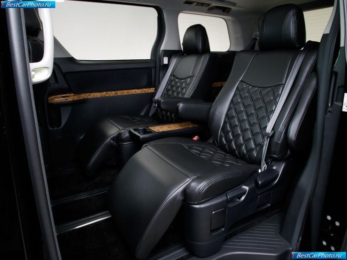 2009 Wald Toyota Alphard - фотография 14 из 21